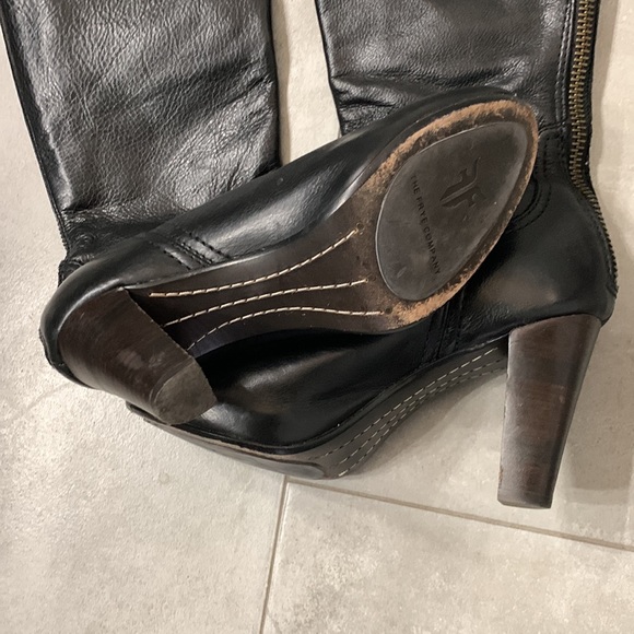COPY - Frye leather zip up boots - Picture 2 of 2